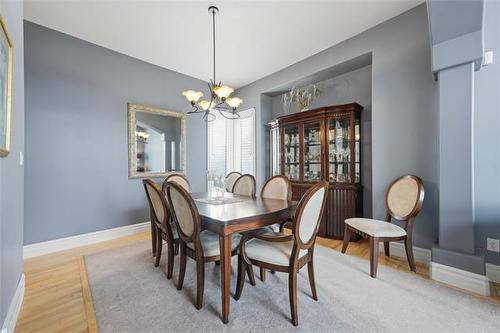 34 Castleton Crt, Winnipeg, MB 