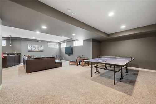 34 Castleton Crt, Winnipeg, MB 