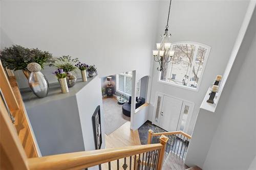 34 Castleton Crt, Winnipeg, MB 