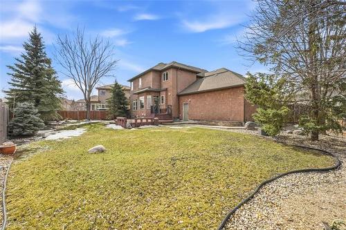 34 Castleton Crt, Winnipeg, MB 