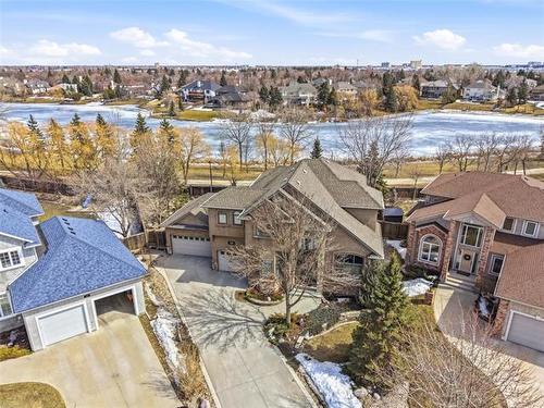 34 Castleton Crt, Winnipeg, MB 