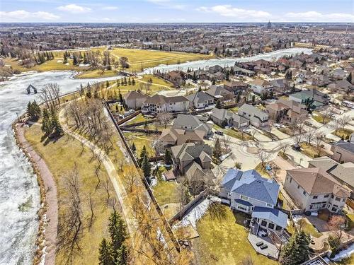 34 Castleton Crt, Winnipeg, MB 