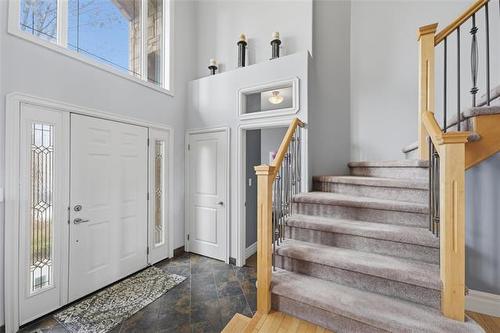 34 Castleton Crt, Winnipeg, MB 