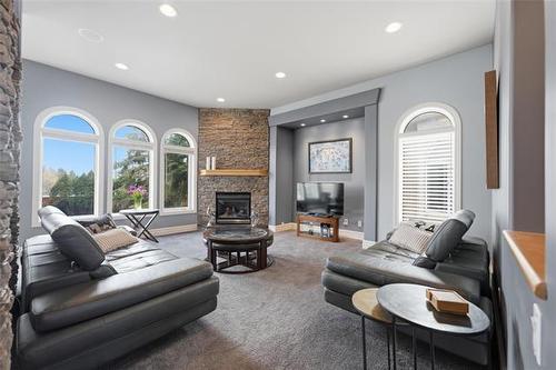 34 Castleton Crt, Winnipeg, MB 