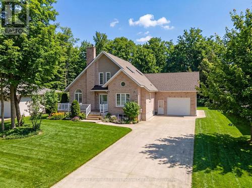 207 BIRCH CRESCENT  Huron-Kinloss, ON N0G 2R0
