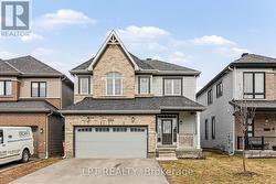 730 PERSEUS AVENUE Ottawa, ON K2J 6V8