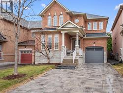 45 CHARDONNAY DRIVE Vaughan, ON L4J 8R8