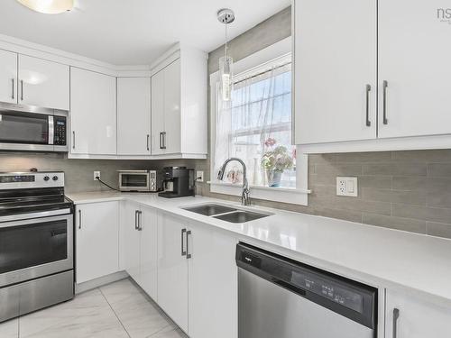 185 Titanium Crescent, Halifax, NS 