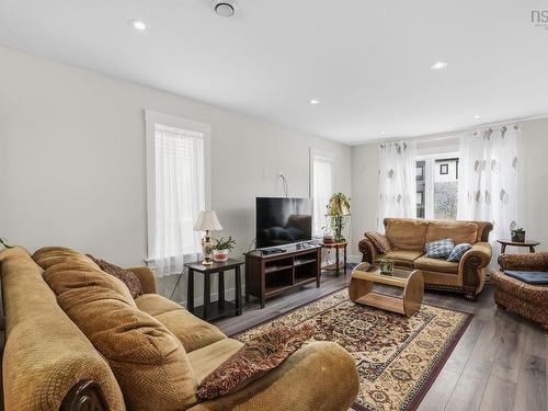 185 Titanium Crescent, Halifax, NS 