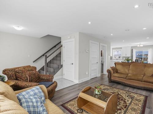 185 Titanium Crescent, Halifax, NS 