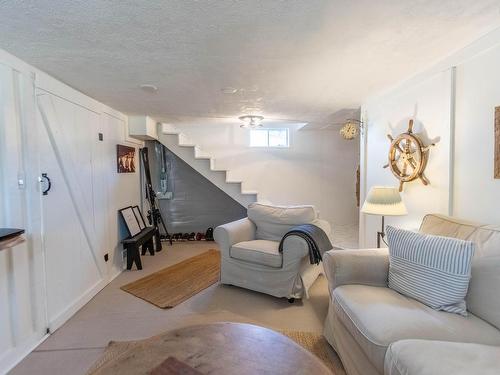 8237 Highway 209, Wards Brook, NS 