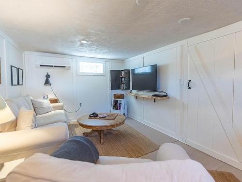 8237 Highway 209, Wards Brook, NS 