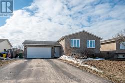 46 HIGHLAND PARK DRIVE Petawawa, ON K8H 0A3
