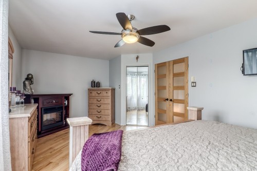 Chambre à coucher principale - 271 Rue Brodeur, Repentigny (Repentigny), QC - Indoor Photo Showing Bedroom