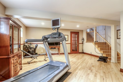 Salle familiale - 271 Rue Brodeur, Repentigny (Repentigny), QC - Indoor Photo Showing Gym Room