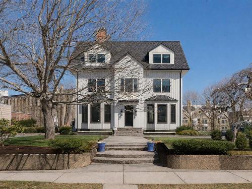 785 Young Avenue, Halifax, NS 