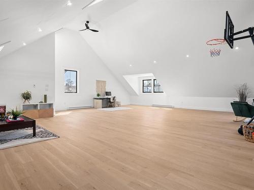 785 Young Avenue, Halifax, NS 