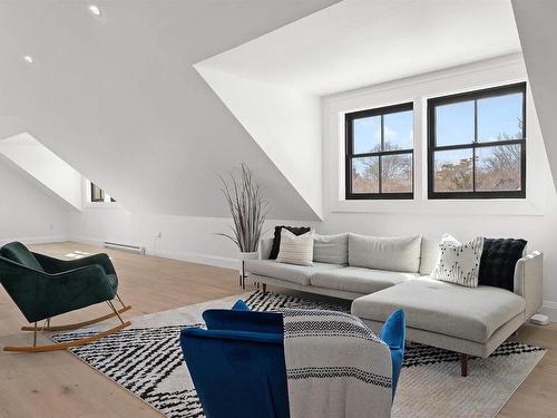 785 Young Avenue, Halifax, NS 