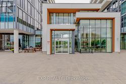 1603 - 9608 YONGE STREET Richmond Hill, ON L4C 0X4