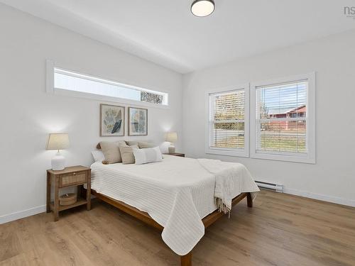 15 Chalet Crescent, Brooklyn, NS 