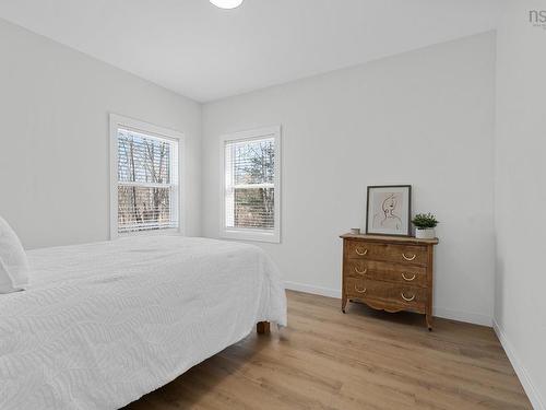 15 Chalet Crescent, Brooklyn, NS 