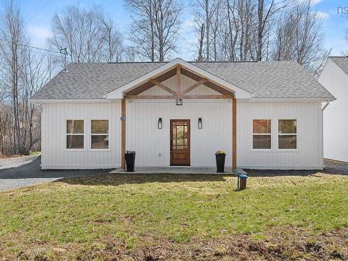 15 Chalet Crescent, Brooklyn, NS 