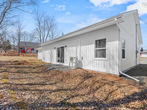 15 Chalet Crescent, Brooklyn, NS 
