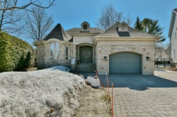 28 Rue des Coprins  Blainville, QC J7C 5T3