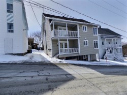 94  - 98 Rue St-Désiré Thetford Mines, QC G6H 1K8