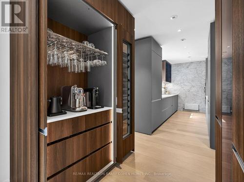 130 Mona Drive, Toronto, ON - Indoor