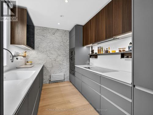 130 Mona Drive, Toronto, ON - Indoor