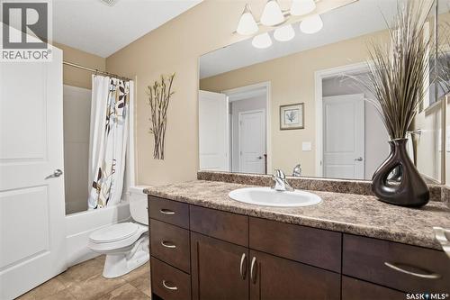 218 105 Lynd Crescent, Saskatoon, SK - Indoor Photo Showing Bathroom