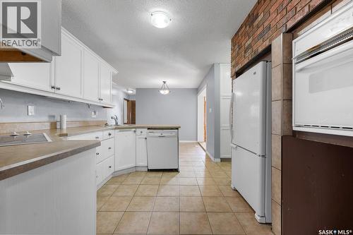 55 Rothwell Crescent, Regina, SK - Indoor Photo Showing Kitchen