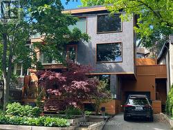 32 REGAL ROAD Toronto (Wychwood), ON M6H 2J7