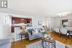 1005 CENTRE STREET N Whitby (Williamsburg), ON L1N 4V4