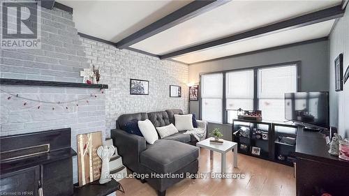 3064 Patrick Street, Howick, ON 