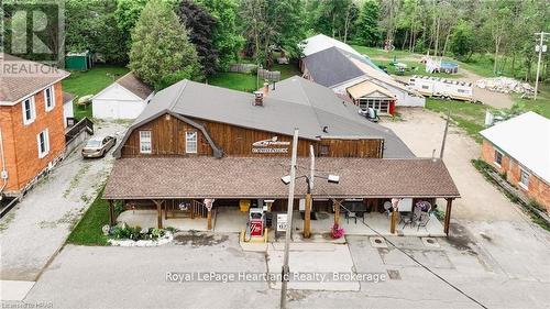3064 Patrick Street, Howick, ON 