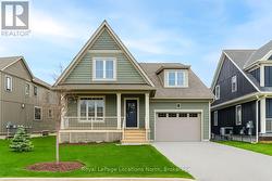 207 YELLOW BIRCH CRESCENT  Blue Mountains, ON L9Y 0Z3