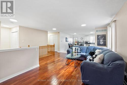 766 Munson Crescent, Cobourg, ON - Indoor Photo Showing Living Room
