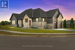 39 EAST GLEN DRIVE  Lambton Shores (Arkona), ON N0M 1B0