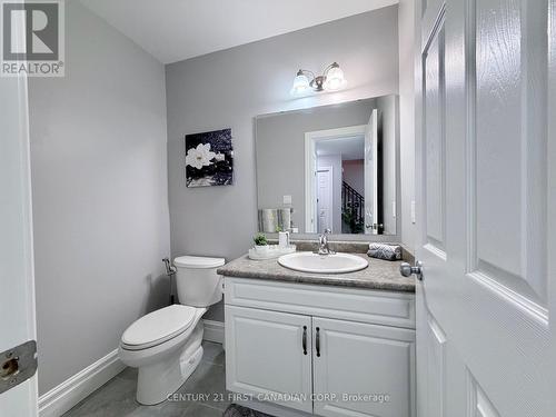9 Barrett Crescent, St. Thomas, ON - Indoor Photo Showing Bathroom