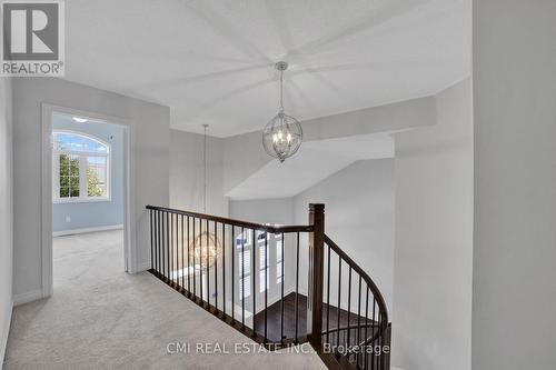 2171 Jardine Crescent, Burlington, ON - Indoor Photo Showing Other Room