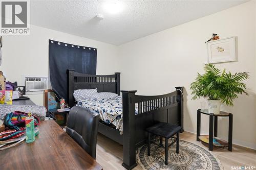 2123 Reynolds Street, Regina, SK - Indoor Photo Showing Bedroom