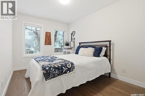 512 7Th Street E, Saskatoon, SK - Indoor Photo Showing Bedroom