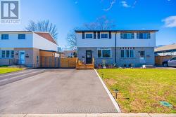 28 DEBBY CRESCENT Brantford, ON N3R 7A4