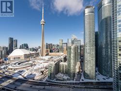 3512 - 208 QUEENS QUAY W Toronto, ON M5J 2Y5