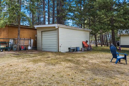 6318 Balsam Road, Wasa, BC - Outdoor