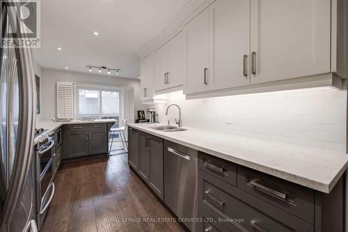 103 Confederation Way, Markham, ON - Indoor Photo Showing Kitchen With Stainless Steel Kitchen With Double Sink With Upgraded Kitchen