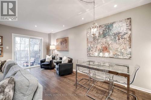 103 Confederation Way, Markham, ON - Indoor Photo Showing Living Room