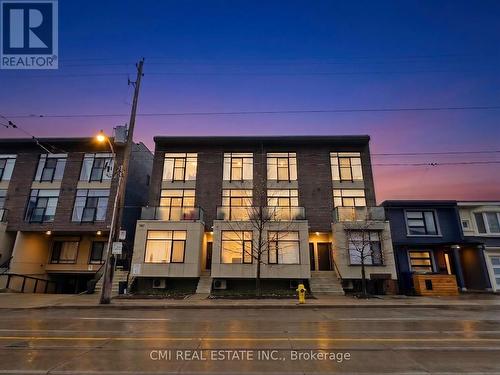 14 - 1321 GERRARD STREET E  Toronto, ON M4L 1Y8